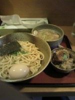 「渓つけめん味玉、豚すじ煮」@食処 渓の写真