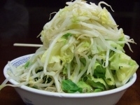 「小ブタラーメン」@ラーメン二郎 めじろ台法政大学前店の写真