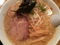 「ラーメン￥720+サービスライス」@野方ホープ 目黒店の写真