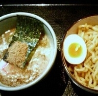 「つけめん（小200g、味玉半付） 700円」@つけ麺 中華そば 昇輝丸の写真