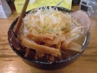 「みそねぎらぁーめん（背脂1）+メンマ（別皿）」@チャッチャ系らーめん もん吉 伊勢崎支店の写真