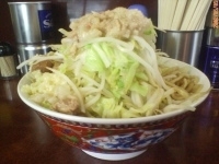 「小ラーメン（麺硬、ニンニクマシマシ、ヤサイ、アブラ）」@ラーメン二郎 めじろ台法政大学前店の写真