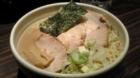 「豚こってりラーメン」@麺屋武蔵 鷹虎の写真