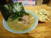 「ラーメン（650円）+キャべチャー（100円）」@洞くつ家の写真