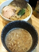 「つけ麺+特盛り」@○心厨房の写真