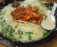 「ホルモンメン750円」@屋台ラーメンとんこつ貴生の写真