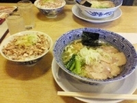 「らーめんBセット」@らーめん酒房 遊麺の写真