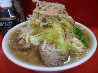 「小（ニンニク少なめ他全マシ）」@ラーメン二郎 神田神保町店の写真