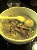 「白鶏らーめん+味付玉子」@鶏の穴の写真