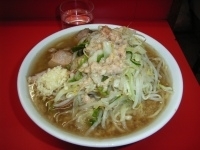 「小豚 にんにく からめ 油 麺少なめ」@ラーメン二郎 神田神保町店の写真