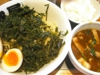 「半肉つけめん大880円小ライス100円味付玉子100円岩のり15」@らうめん つけめん 三都屋の写真