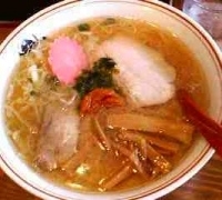 「辛みそラーメン」@ラーメン魁や 大宮東口店の写真