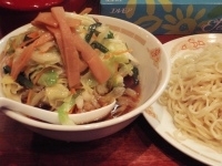 「野菜つけ麺+麺大盛 【580円+100円】」@らぁめん 龍門の写真