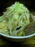 「小ラーメン（￥700）、ヤサイニンニク」@ラーメン二郎 新小金井街道店の写真