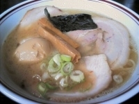 「つるやとんこつ（\880）」@らー麺 つるやの写真