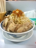 「角ふじ麺 中盛300g 小豚」@鶏とふじの写真