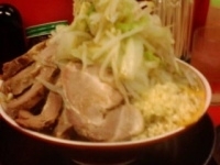 「豚入りラーメン（野菜大盛）800円+魚粉ミックス100円+チーズ」@ラーメン 麺徳 東陽町店の写真