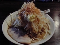 「野菜豚骨らーめん（ヤサイアブラ味濃い目桜海老）」@円熟屋 昭和店の写真