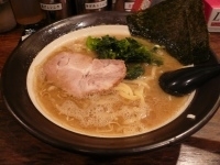 「太麺（カタメ味濃い目）」@豚骨醤油らーめん 誠屋の写真