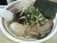 「味玉細麺+きくらげ+もやし、替え玉×2」@とんこつラーメン 光★MENJIの写真