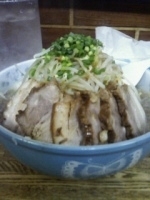 「ふじ麺特盛バカ豚」@明心角ふじの写真