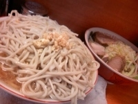 「大ぶた増し 850円 麺マシ ヤサイニンニク !」@ラーメン二郎 立川店の写真