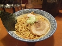 「油そば（590円）+大盛（100円）」@ぶぶか 吉祥寺店の写真