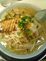 「らーめん（中盛）」@らーめん 凌駕の写真