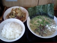 「回鍋肉定食（らーめんはデフォルトのまる）\950」@博多ラーメン とんこつ家の写真