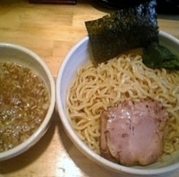 「つけ麺 750円+大盛 100円」@○心厨房の写真