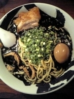 「黒武骨味玉らー麺」@麺屋武蔵 武骨の写真