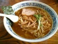 「和風醤油ラーメン（太麺）」@和風らーめん 大家の写真