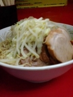 「汁なし小ブタ（ヤサイ・アブラ・魚粉）」@ラーメン二郎 環七一之江店の写真