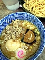 「つけ麺+豚ほぐし+味玉」@六厘舎 本店の写真