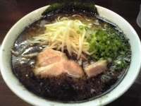 「らーめん+大盛（700円+100円）」@なんつッ亭 池袋店の写真