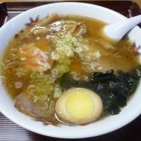 「チャーシューメン 850円」@手打ちらーめん まつの写真