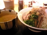 「虎ジつけ麺 中盛り」@虎ジ 水道橋店の写真