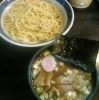 「肉入りつけ麺」@自家製中華そば 麺 まる井の写真