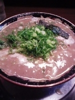 「とんこつラーメン」@無鉄砲 大阪店の写真