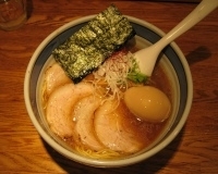 「チャーシュー麺あっさり醤油+味付煮玉子」@麺や 庄のの写真