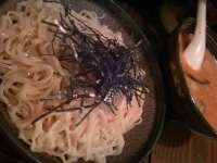 「極太つけめん 850円 大盛 100円」@味源熊祭 宇田川店の写真