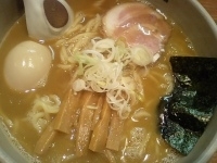 「味玉ラーメン+大盛（800円+100円）」@麺屋吉左右の写真