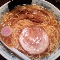 「らーめん（￥650）+大盛り（￥0）」@大勝軒 十五夜 新宿御苑店の写真