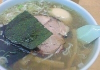 「煮玉子ラーメン」@手押し餃子 手もみラーメン 平塚の写真