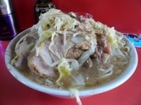 「ブタ入りラーメン（全部）」@ラーメン二郎 三田本店の写真