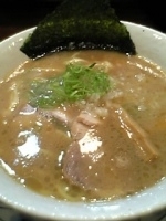 「とんこつ醤油、太麺（￥700）」@麺や 壱宗 京急蒲田店の写真