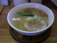 「塩らぁめん 700円」@心麺の写真