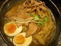 「特製ラーメン（900円）」@燈の車の写真