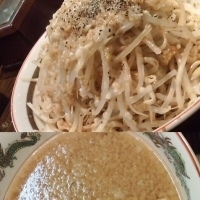 「偽郎つけ麺（大盛り）+半ライス」@ポークヌードル内藤の写真
