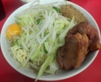 「汁なしラーメン ブタまし 生たまご ヤサイ ニンニク 魚粉」@ラーメン二郎 環七一之江店の写真